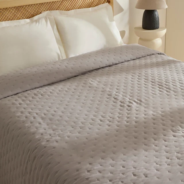 Breezy Bedsprei Grijs – 230 x 240 cm
