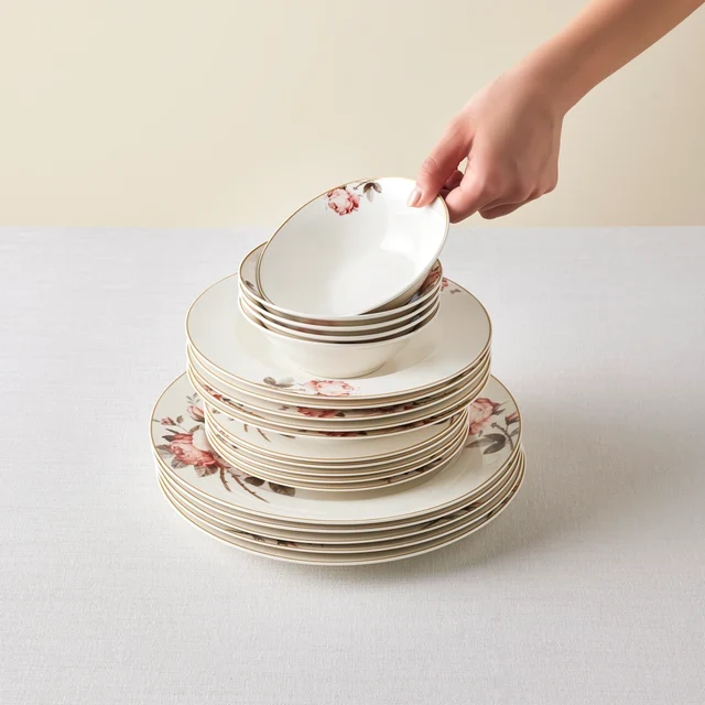 Karaca Bone China Rosie Serviesset 24-delige | 6 Personen