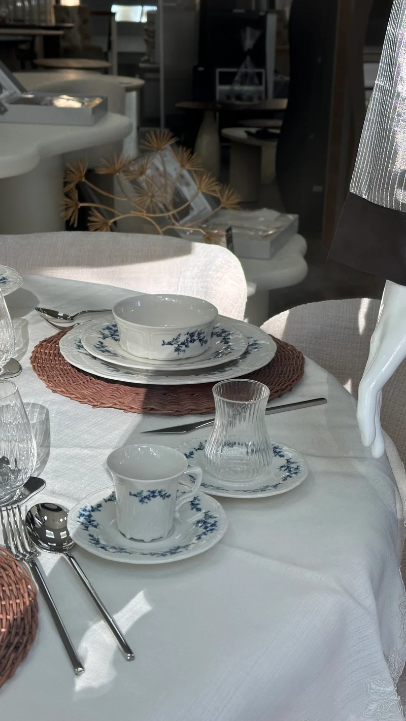 Retro Blue - White Serviesset 24 Delig | 6 Persoons