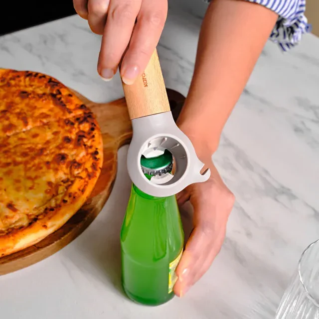 Karaca x Refika Gadgets 3-in-1 flesopener met houten handvat