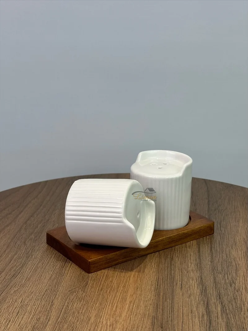 Line Zout & Peperset met Acacia Stand