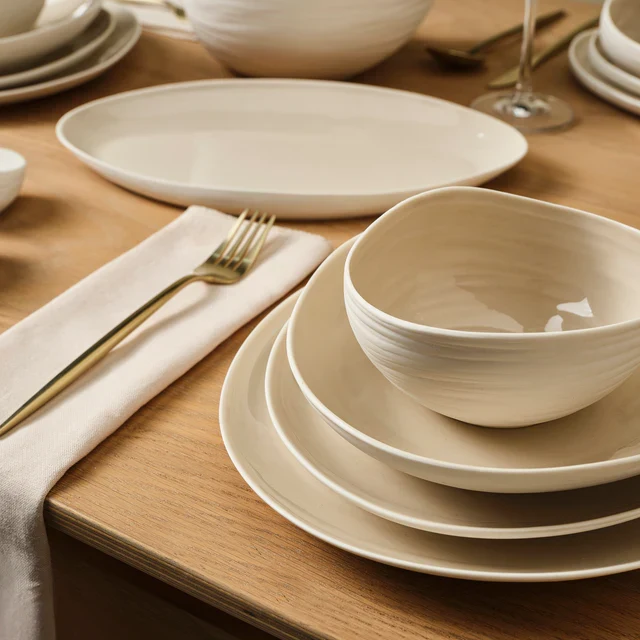 Karaca Earth Collection Rise 55-delige 12-persoons Serviesset, Cream ( ALLEEN AFHALEN )
