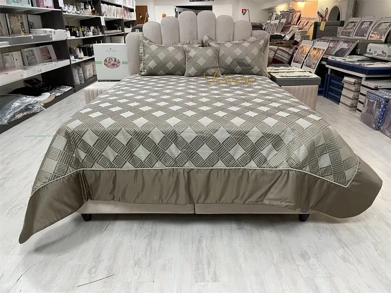 Ipekce Class Bedspreiset 4 Delig Beige