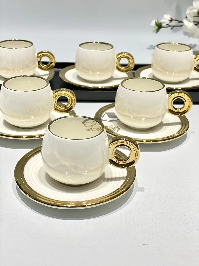 Bricard Queen Espressoset Wit - Goud 12 Delig | 6 Persoons