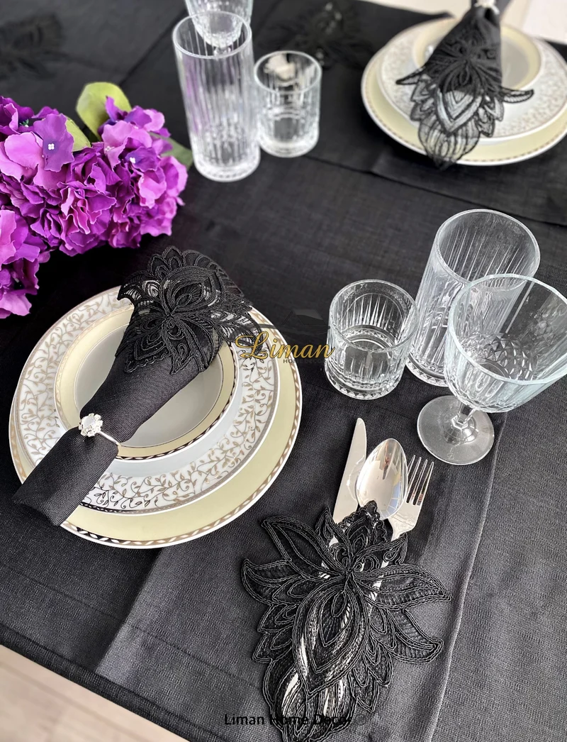 Lotus Tafelkleed Set Met Placemat Zwart 34 Dlg
