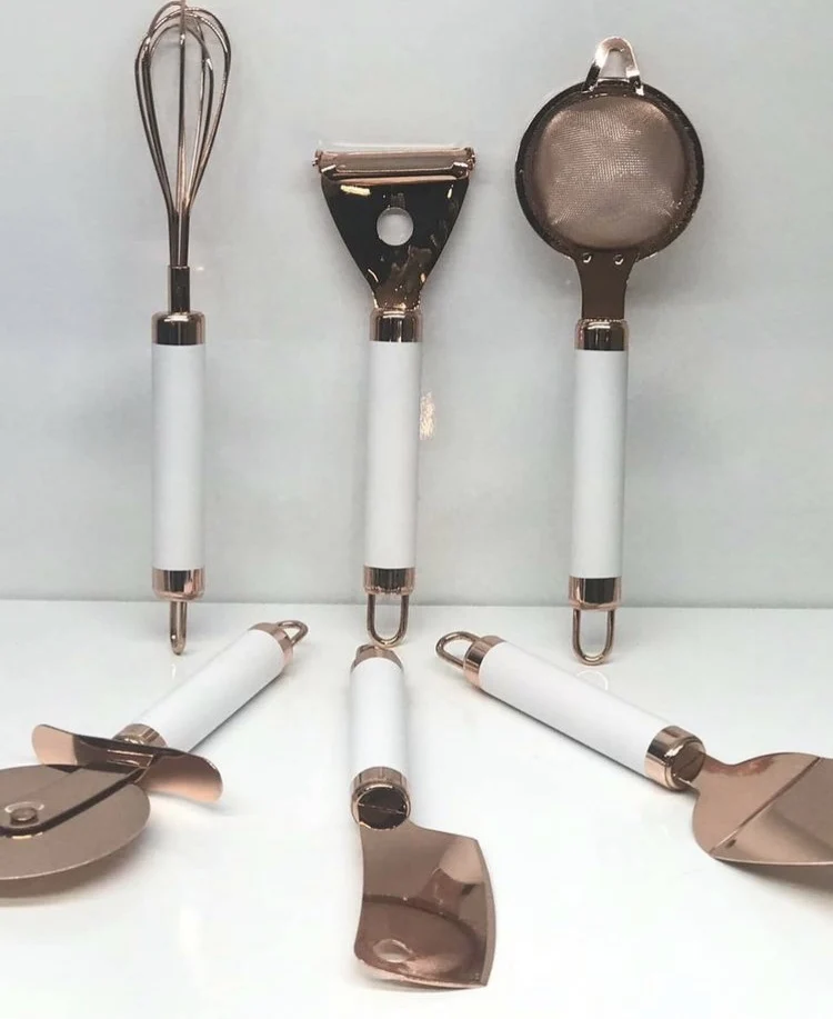 ACR MATRICA 6 DELIG KEUKENGEREISET WIT / BRONS MET HANGER