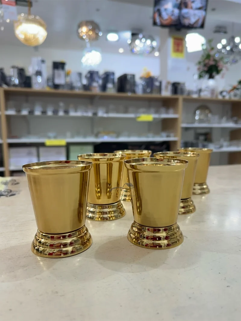 GULLUK / DECORATIE VOOR BLOEMEN GOUD 6 DELIG