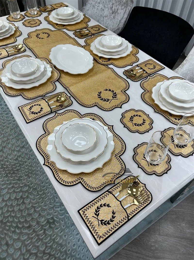 Placematset 19 Delig | 6 Persoons Gold Damask