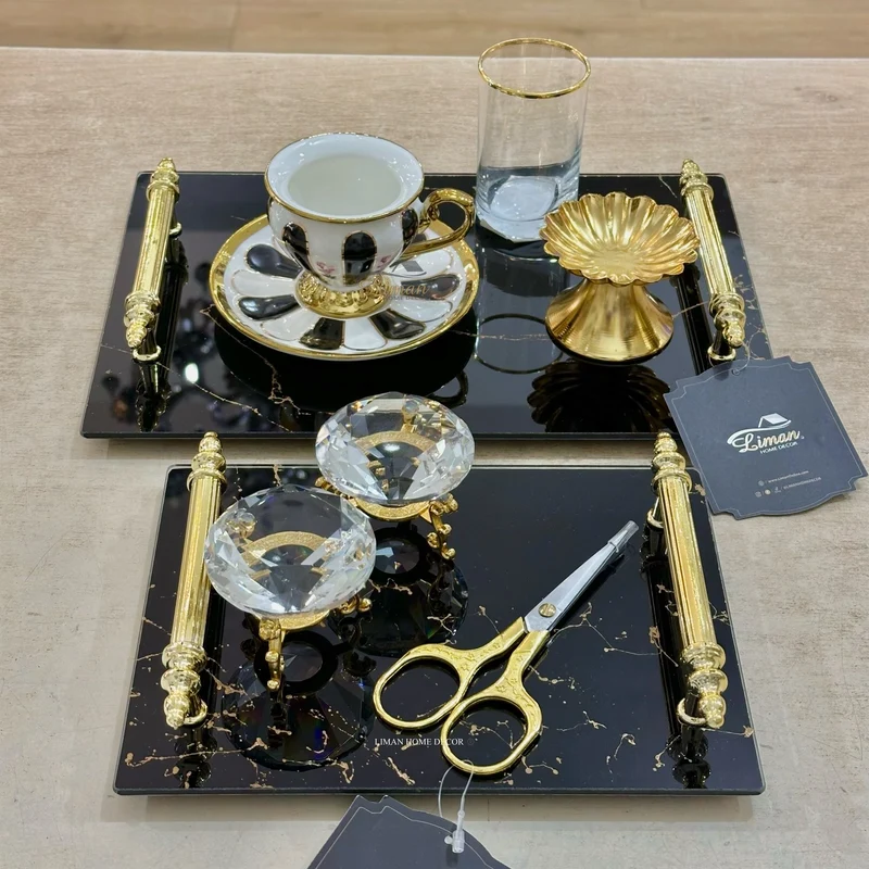 MARMER VERLOVINGSDIENBLAD GLAS ZWART | GOUD