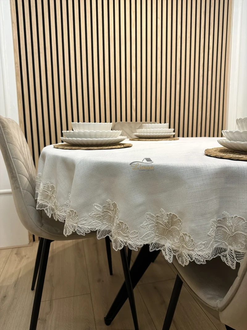 Gelincik Tafelkleed Cream 1 Delig