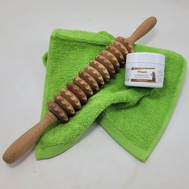Body-Care-Set 'Muskel Wellness' | Massagerolle | Murmeltier-Salbe | Gästehandtuch | Made in Austria and Europe