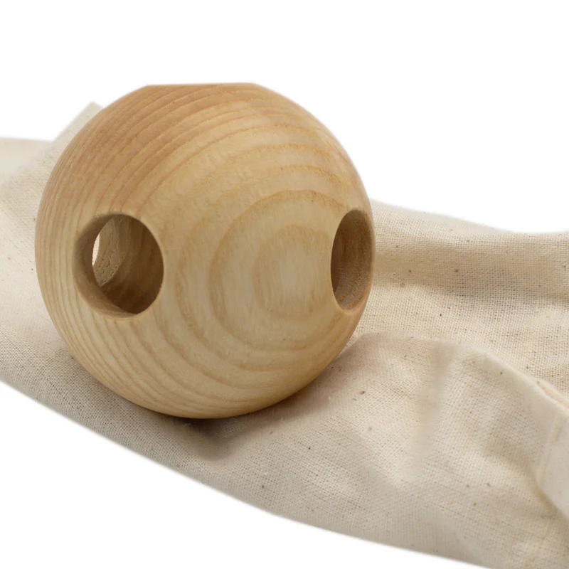 Kugelball 'Shake it' | Durchmesser 6,5 cm | Rassel für Kleinkinder | Kirschholz | Made in Germany