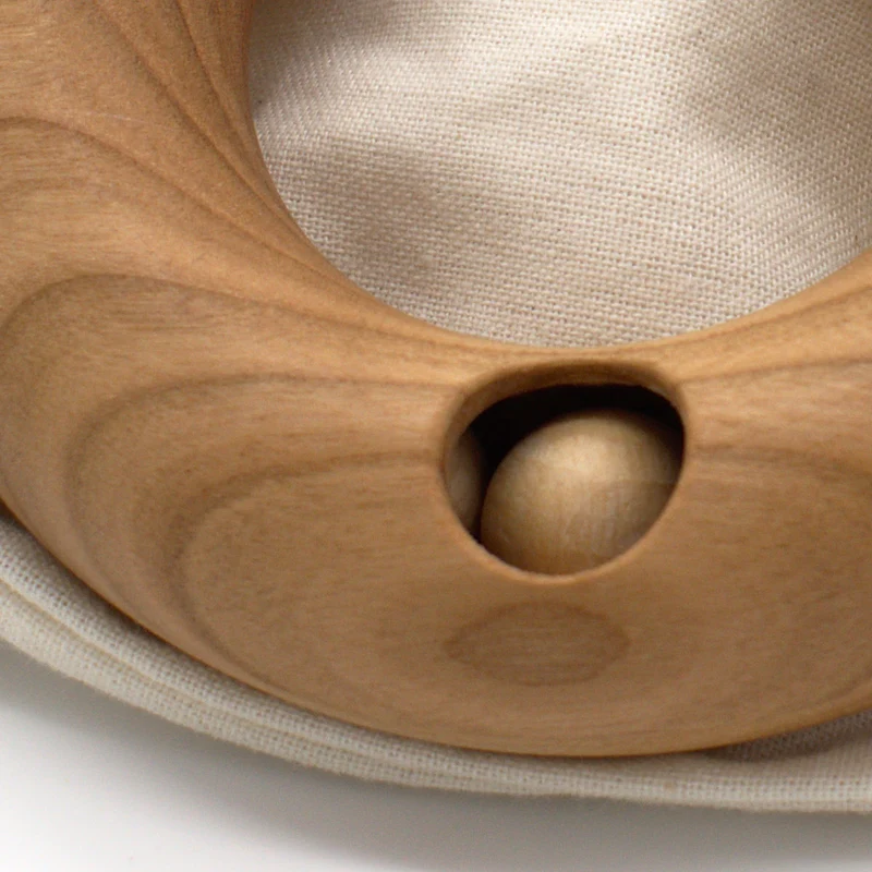 Natürlicher Dreilochring 'Imaginature' | aus Kirschholz geölt | ca. 10 cm | CE-zertifiziert | Made in Germany