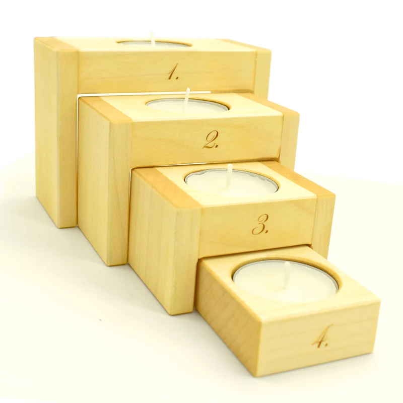 Adventsleuchter 'Four Steps' | Ahorn oder Nussholz | 11,5 x 5,5 x 9 cm | Made in Germany