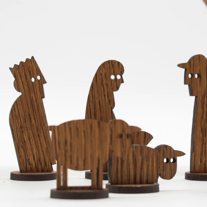 Moderne Holzkrippe ‘Einfach Weihnachten’ | 10-teilig | Eiche furniert | zum Zusammenstecken | Made in Germany