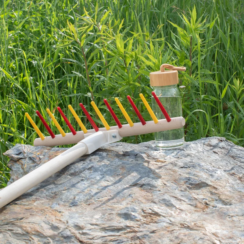 Kinderrechen |12 bunten Kunststoffzinken | 41 cm Buche-Rechenhaupt | 130 cm Lindenholzstiel | Made in Austria