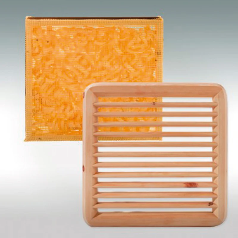 Nachhaltige Klimabox 'Fresh & Free' | aus Zirbenholz | B 40 x T 40 x H 66 cm | Made in Austria