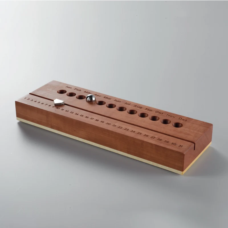 Hochwertiger Vollholz Kalender 'Classy' | verschiedene Holzarten | Tages- und Monatsanzeige | immerwährend ohne Jahresangabe | L 18,6 x B 6,2 x H 2,2 cm | Handgemacht in Deutschland