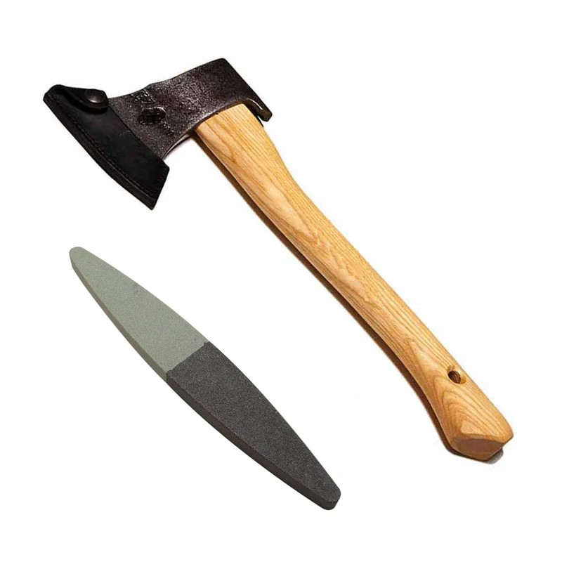 Universalbeil mit Schneideschutz und Eschenstiel Länge: 42,5 cm Kopfgewicht: 800 gr inkl. gratis Schleifstein - Handarbeit aus Deutschland