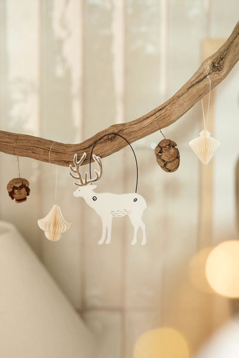 RAEDER DESIGN Wintertier Anhänger Hirsch