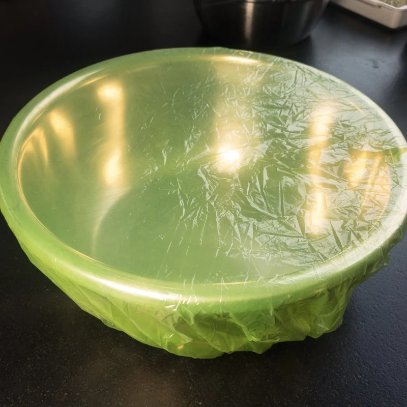 Plastikhauben bunt für Gärkorb/Simperl/Schüsseln und Teiggare, 6 Stück (in 3 Größen)