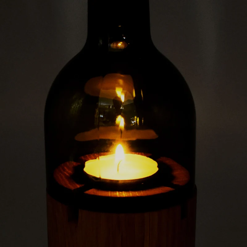 Windlicht 'Windy' | in verschiedenen Farben | Glas und geölte Eiche | H 28 cm Ø 7,5 cm | Made in Germany