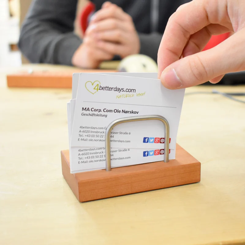 Edler Visitenkartenhalter aus Holz - 'Holder' - Handgemacht in Deutschland