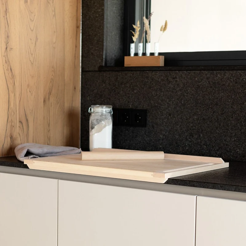 Nudel- / Backbrett '2.0' | inkl. Nudelholz | Vollholz | B 65 x T 47 x H 5 cm | Made in Germany