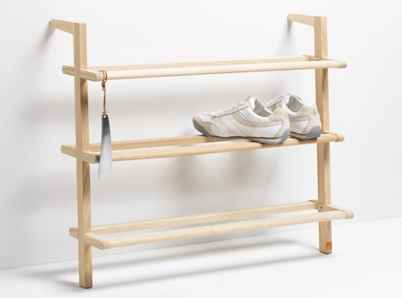 Schuhregal 'Gaston' | Esche roh | B 72 x T 22 x H 66 cm | keine Befestigung notwendig | für mind. 9 Schuhpaare | Made in Germany
