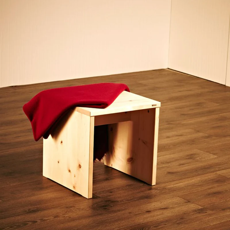 Hocker / Beistelltisch 'Homerest' aus Massivholz | Fichte, Buche, Zirbe oder Eiche| B 45 x T 45 x H 45 cm | Made in Sütdirol