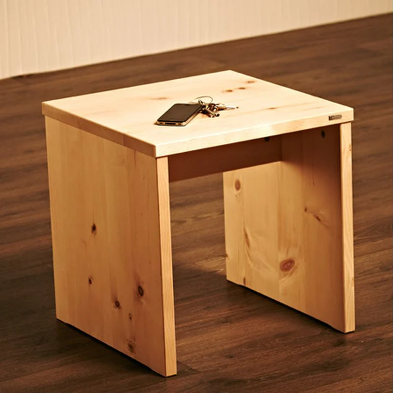 Hocker / Beistelltisch 'Homerest' aus Massivholz | Fichte, Buche, Zirbe oder Eiche| B 45 x T 45 x H 45 cm | Made in Sütdirol