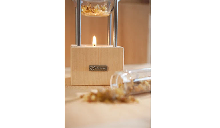 Duftlampe aus Zirbe 'Pine Fragrance' | verschiedene Sets | L 7,5 x B 7,5 x H 14 cm