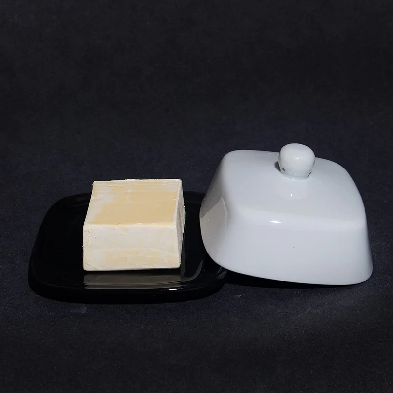 Butterdose - Hochwertige Butterglocke aus Keramik - Butter Dish für alle gängigen Butter (250g) - Butterschale Porzellan (Schwarz-Weiß)