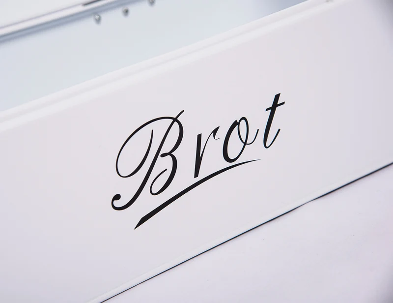 Brotbox mit Deckel, Großer Knäckebrot Box aus Metall, Brot und Kekse Lange Aufbewahren und Trocken Halten, Retro Design 31cm*19cm*16cm (Weiß)