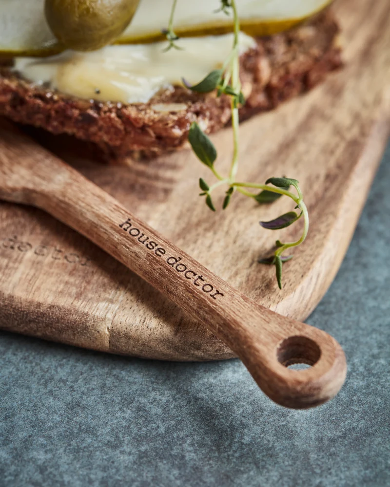 NICOLAS VAHE Buttermesserset aus Akazienholz