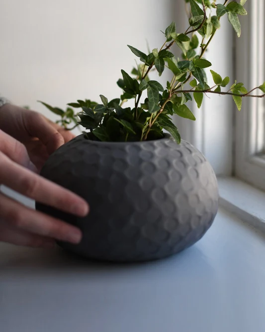 STOREFACTORY Runsten Vase dark grey