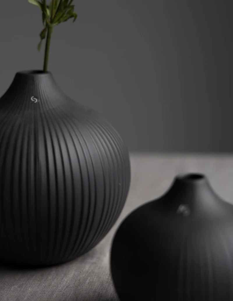 STOREFACTORY Fröbacken Vase Medium dark grey