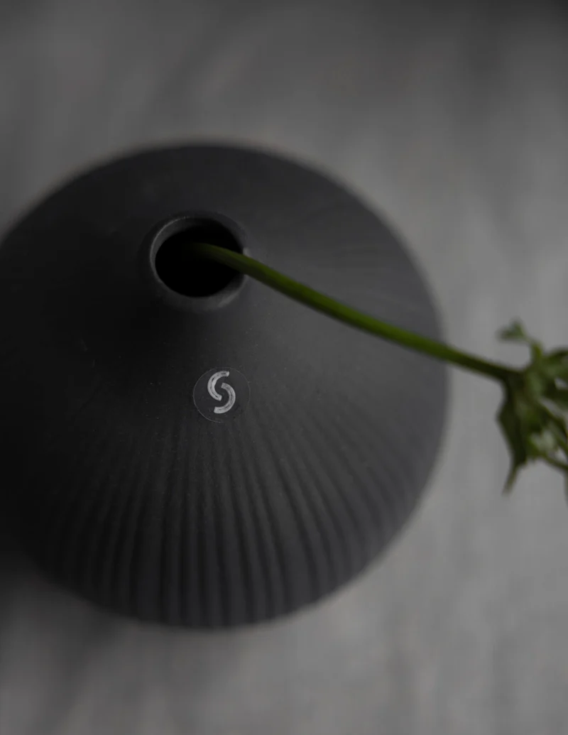 STOREFACTORY Fröbacken Vase Medium dark grey