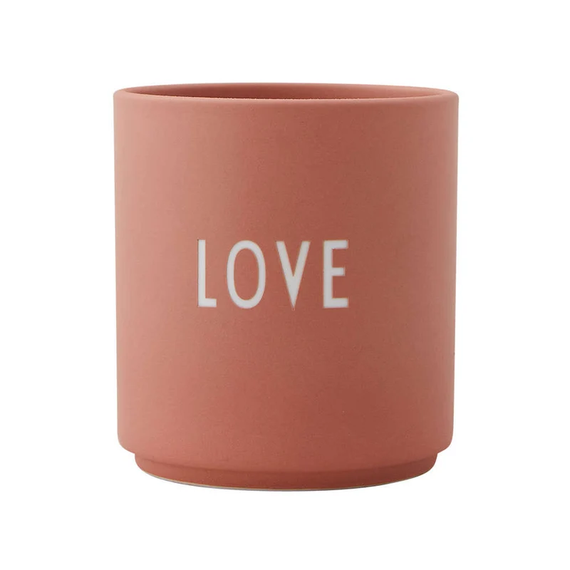 DESIGN LETTERS Porzellan Becher LOVE