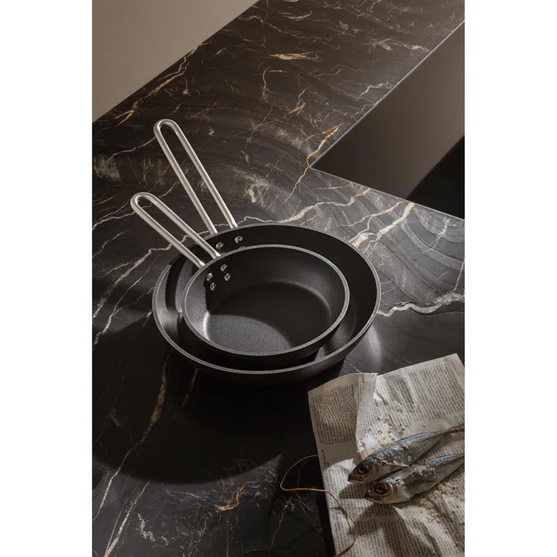 Eva Trio Professional Bratpfanne, Pfanne, Induktionsgeeignet, Aluminium, Edelstahl, Keramik Beschichtung, Black, 28 cm, 204828