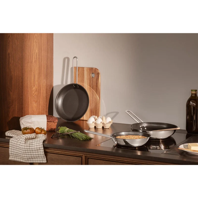 Eva Trio Stainless Steel Bratpfanne, Pfanne, Induktionsgeeignet, Aluminium, Edelstahl, Polished Steel, 28 cm, 302728
