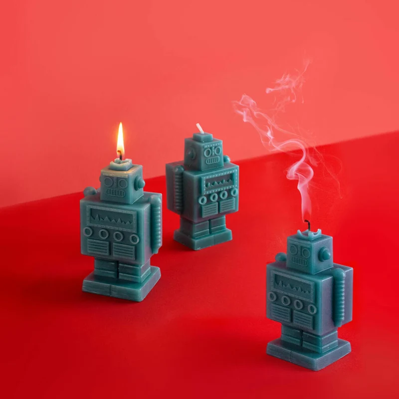 Donkey Products Figurenkerze The Robot Candle, Roboter, Paraffinwachs, Grün, 13.5 cm, 211025