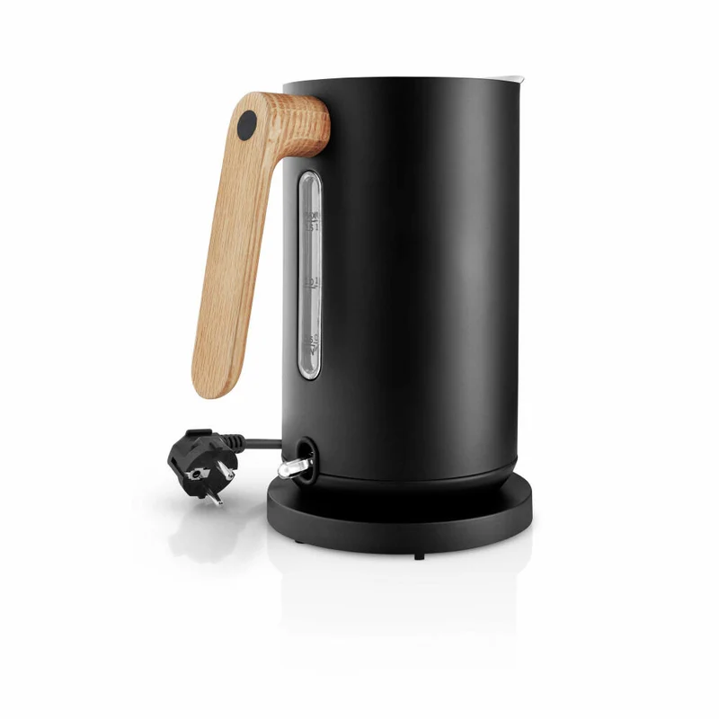 Eva Solo Wasserkocher Nordic Kitchen Black, Wasserkessel, Wasser Kocher, Kunststoff, Eichenholz, Edelstahl, Schwarz, 1.5 L, 502741