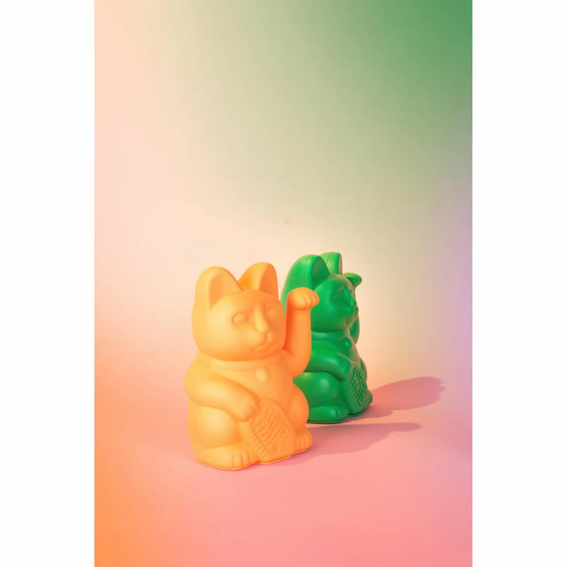 Donkey Products Winkekatze Lucky Cat Maneki Neko, Glücksbringer, Kunststoff, Peach, 15 cm, 330622