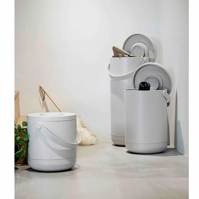 Zone Denmark Abfallbehälter Circular, Biomülleimer, Biomüll, Bio Abfalleimer, Kücheneimer, ABS, Warm Grey, 3 L, 23205