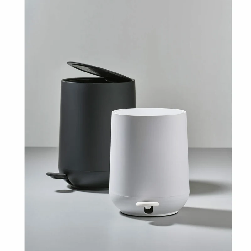 Zone Denmark Pedaleimer Nova, Treteimer, Mülleimer, Kosmetikeimer, Badeimer, ABS, Black, 5 L, 330130