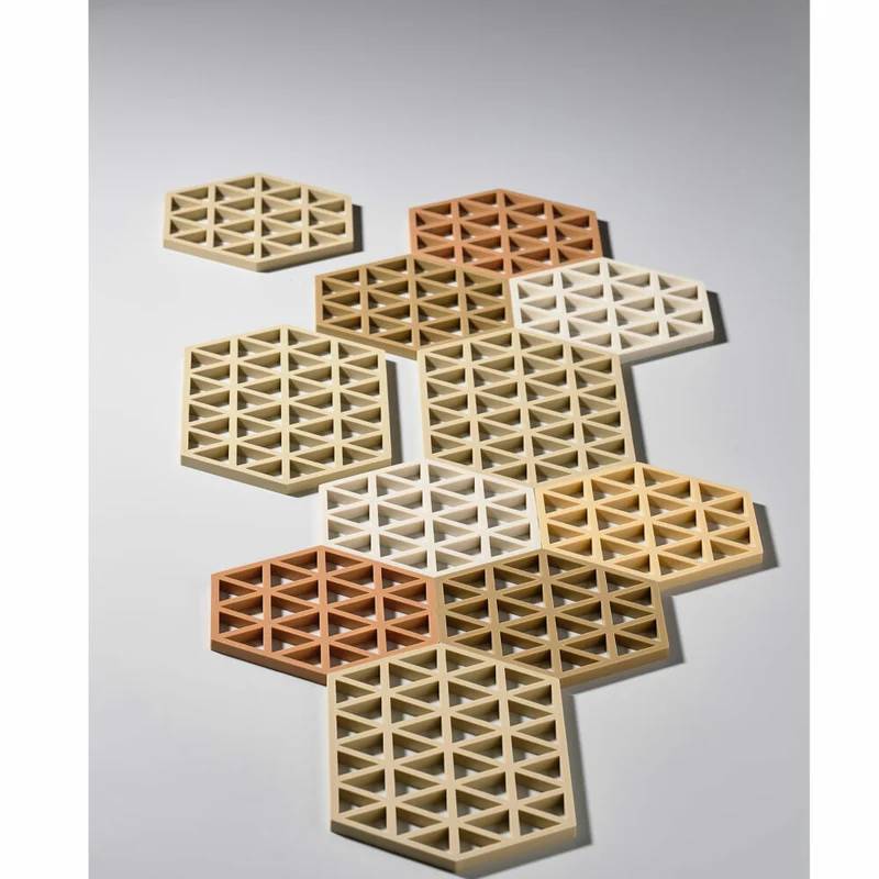 Zone Denmark Untersetzer Triangles, Topfuntersetzer, Pfannenuntersetzer, Silikon, Warm Sand, L 24 cm, 12430
