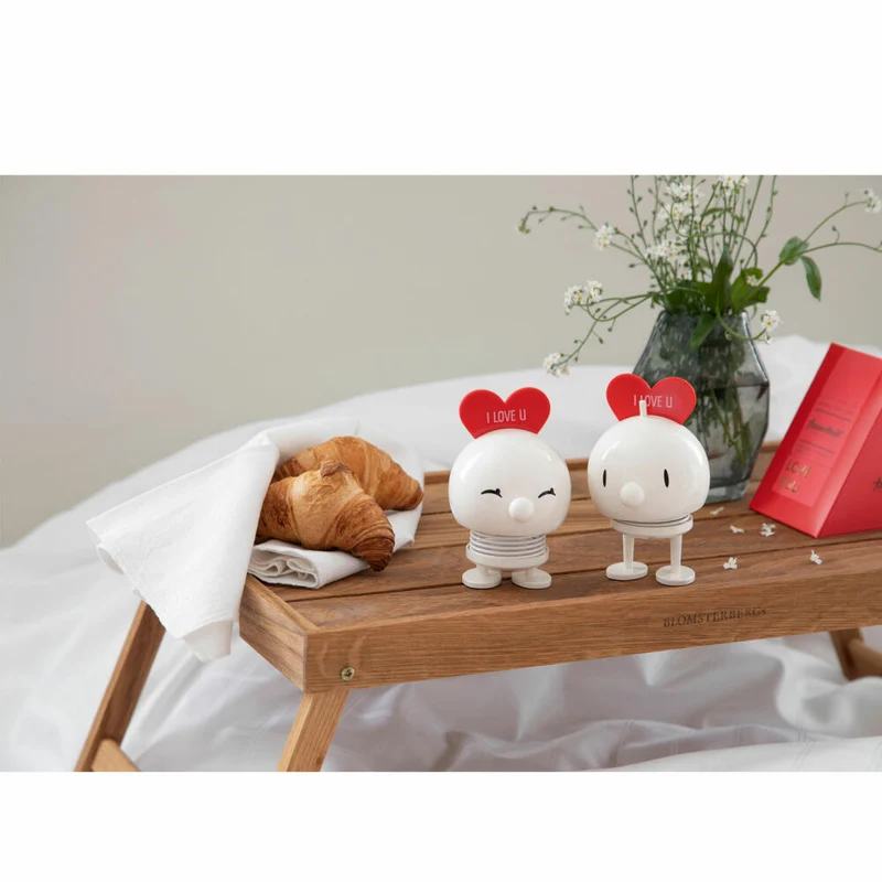 Hoptimist Dekofigur Love Bimble M White, Wackelfigur mit Herz, Kunststoff, Weiß, 12 cm, 27891