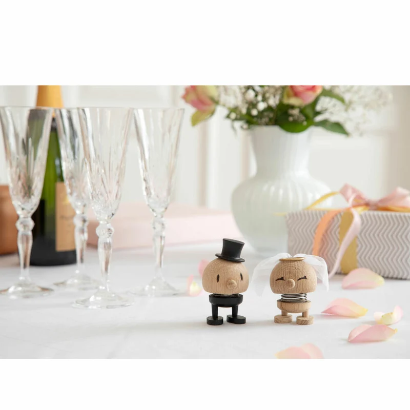Hoptimist Dekofigur Bride S Raw Oak, Braut, Wackelfigur, Eichenholz, Hellbraun, 6.8 cm, 28068