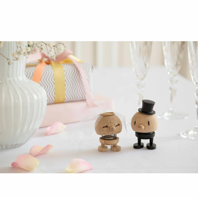 Hoptimist Dekofigur Bride S Raw Oak, Braut, Wackelfigur, Eichenholz, Hellbraun, 6.8 cm, 28068